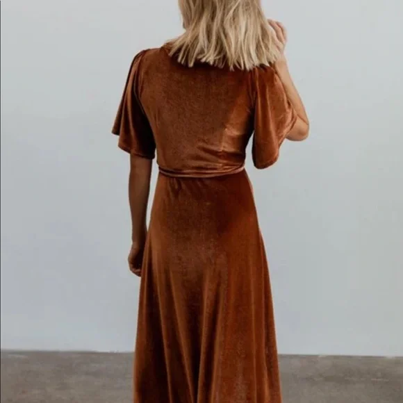 Baltic Born XXL color Spice brand new only worn for fall pictures! - Picture 3 of 3